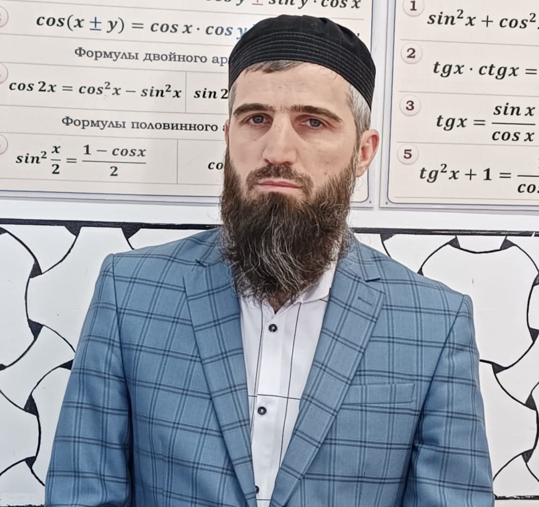 Беков Илез Назирович.